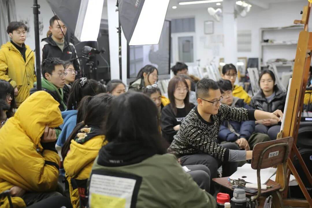 最有个性的国曲状元，敢想敢为成就更好的自己——李靖画室学员孟令娴专访