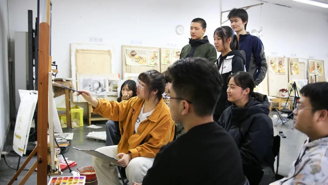 敢想敢做！用实力圆梦央美！——李靖画室学员方冠華专访